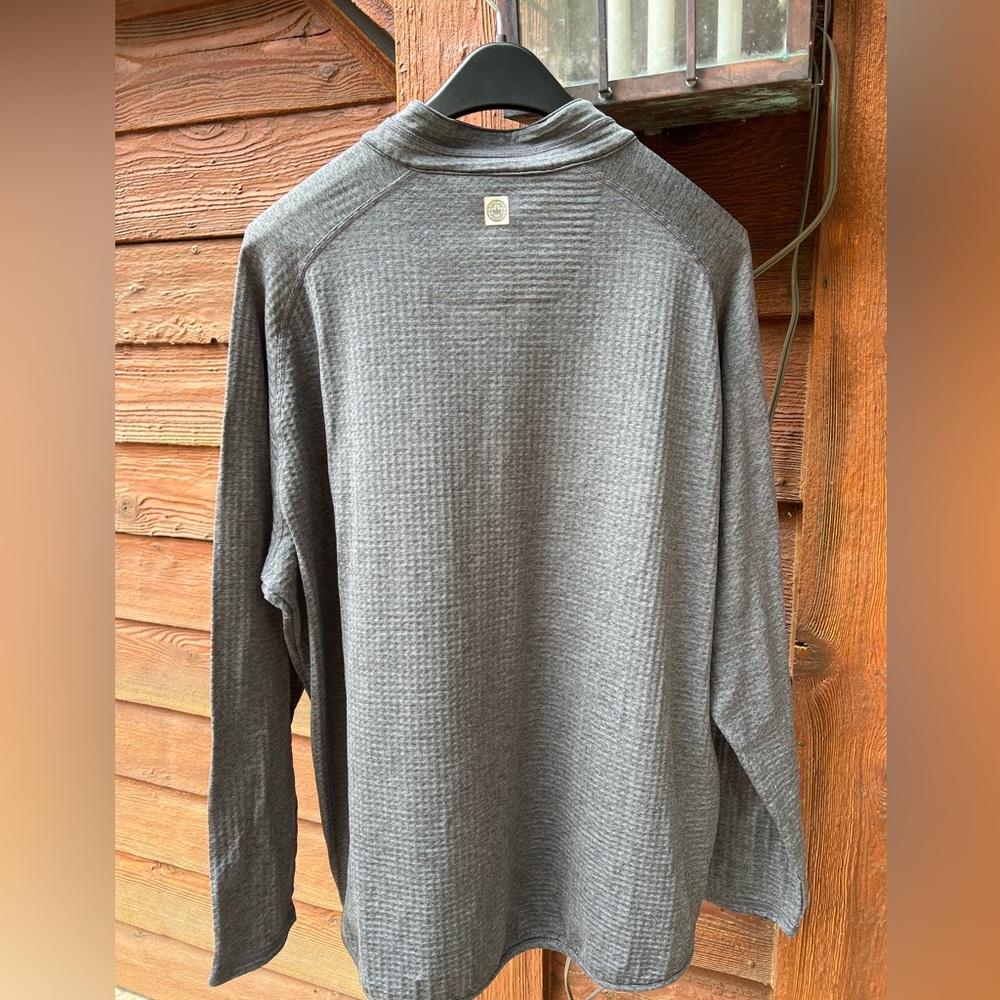 Peter Millar 1/4 Zip Gray Pullover Sweatshirt Act… - image 3